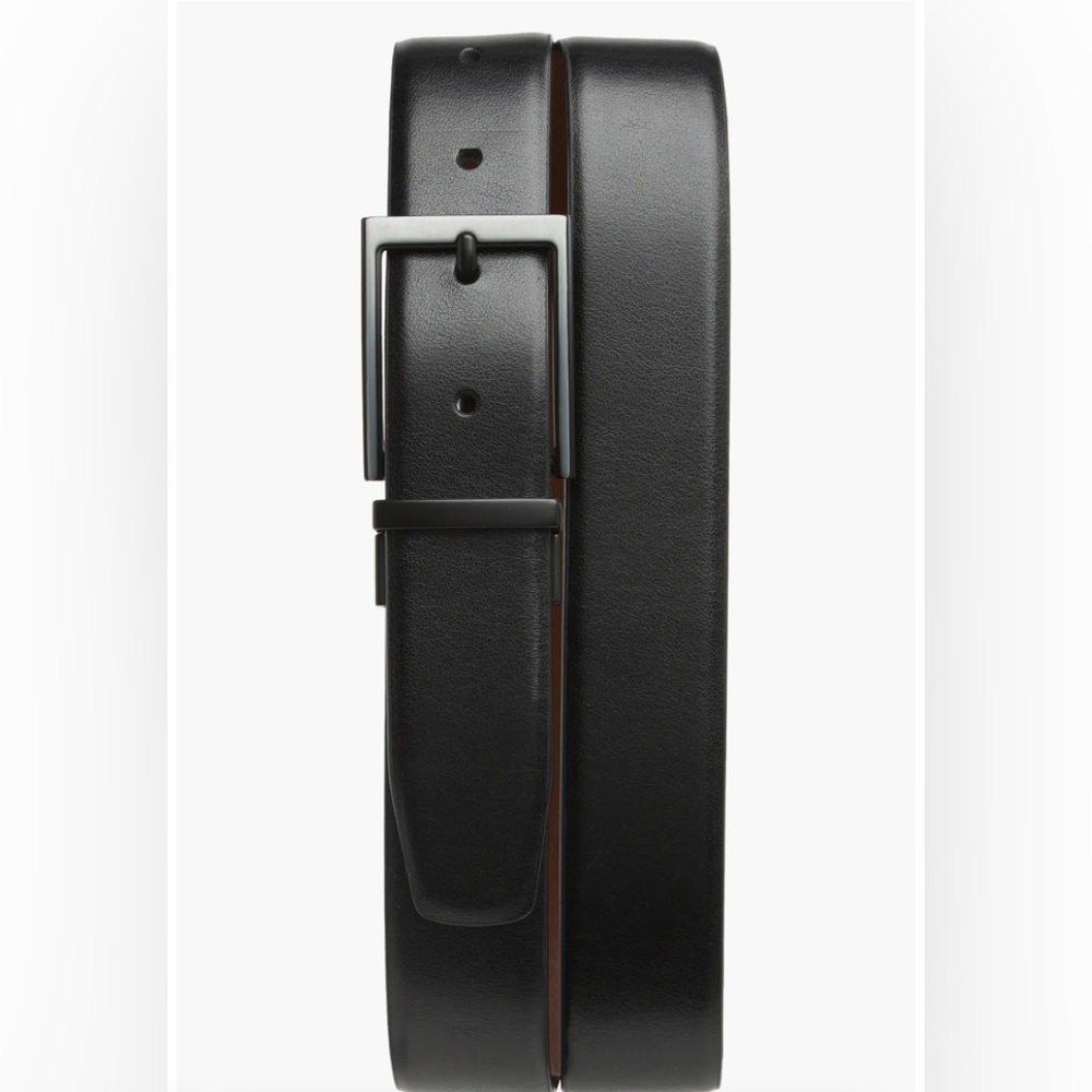 NWTs Men’s Reversible Belt